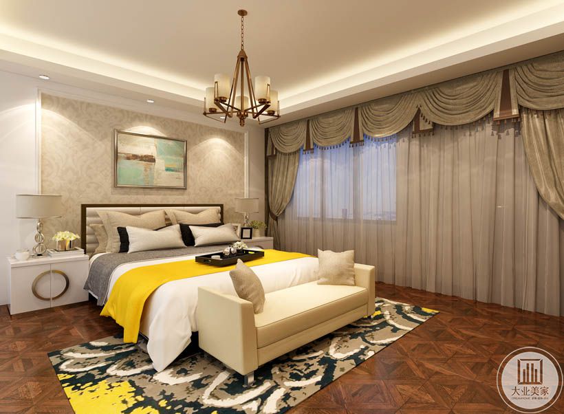 卧室家具和软装不仅延续美式风格，而且体现了个性化，减少墙纸，吊顶设计简单，颜色多以浅色为主。